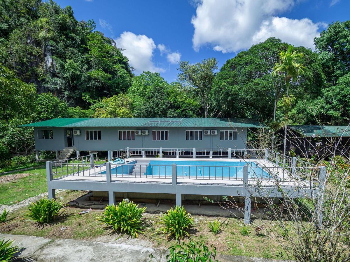 Benarat Lodge มูลู ภายนอก รูปภาพ
