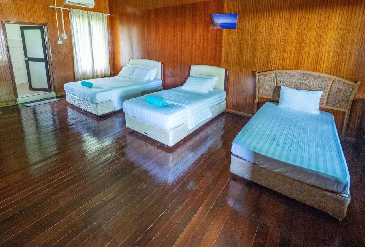 Benarat Lodge มูลู ภายนอก รูปภาพ